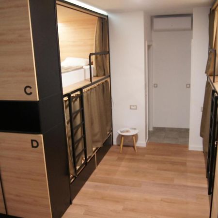 Hostel Stadion - Zara Esterno foto